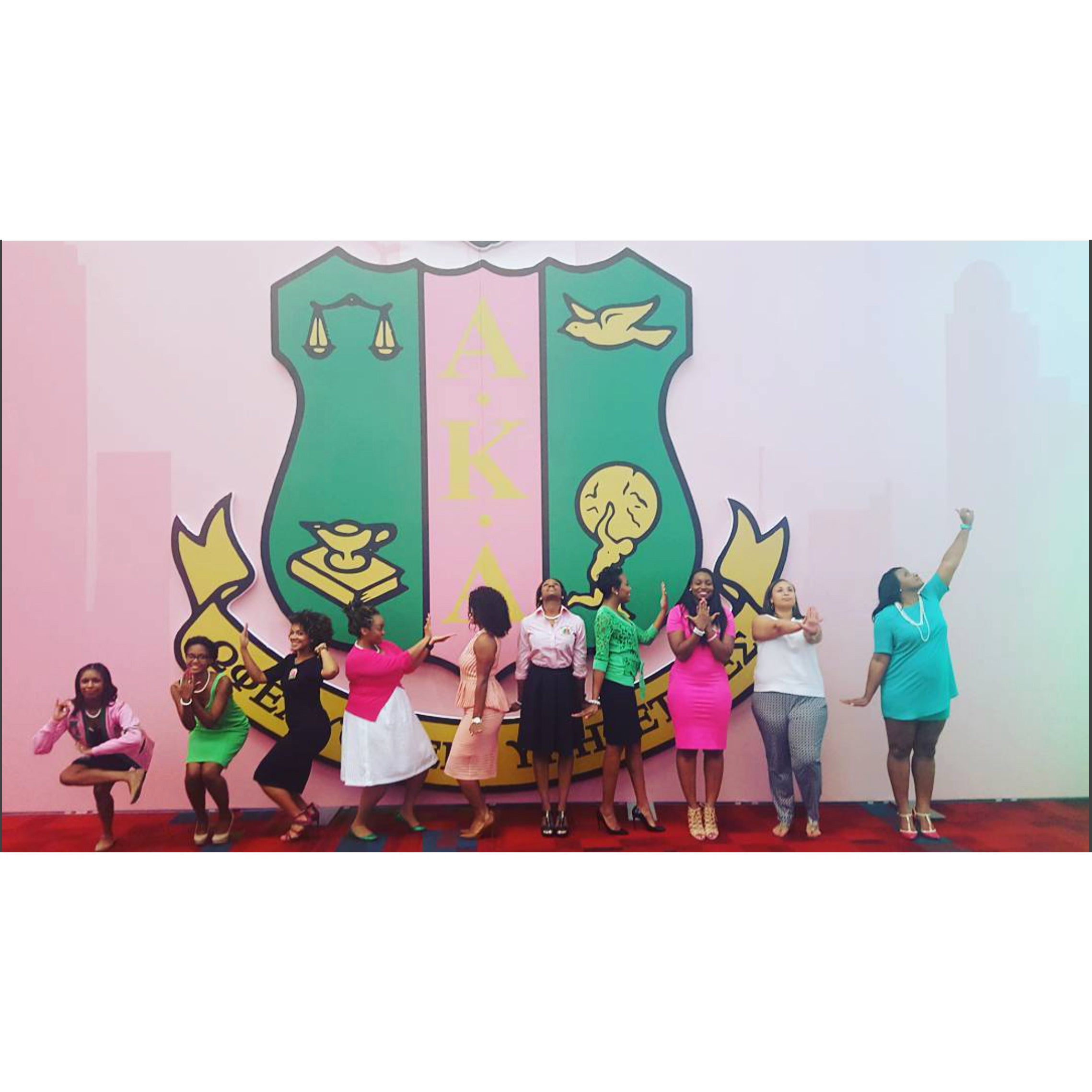 The Ladies of Alpha Kappa Alpha Sorority, Inc. Paint Atlanta Pink and Green